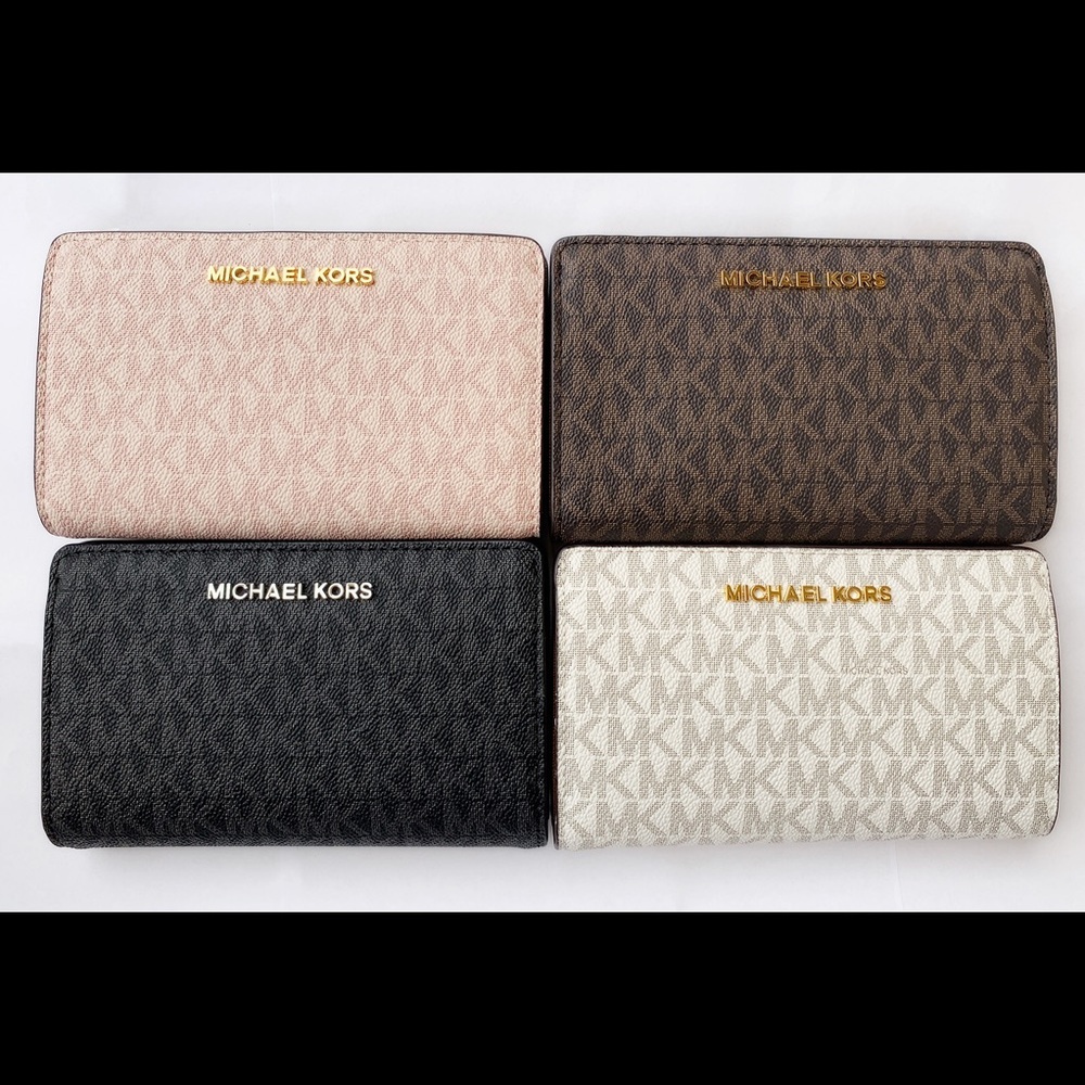 Gaby’sBags👜💕-NWT Michael Kors Crossbody - Picture 8 of 8